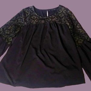 Lane Bryant Black Blouse with Bell Sleeves and Floral Lace Size 18
